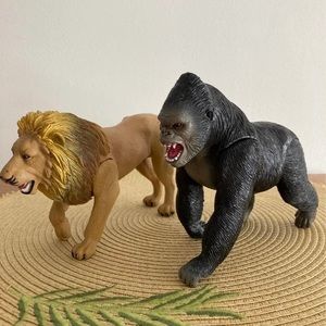 Large Realistic Gorilla and Lion Posable Figures